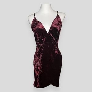 Windsor Crushed Velvet Deep Burgundy Mini Dress Size Small